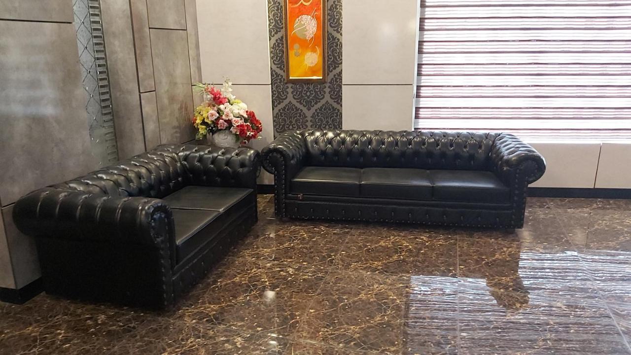 Royaute Luxury Hotel Sialkot Exteriér fotografie